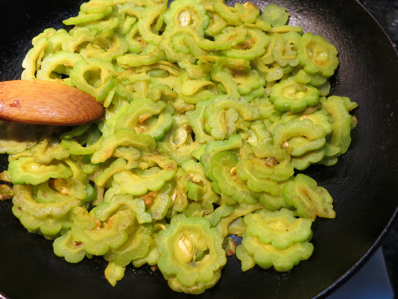 Geetha's Kitchen Karela (Parikkai) Atho (Burmese Style Bittermelon