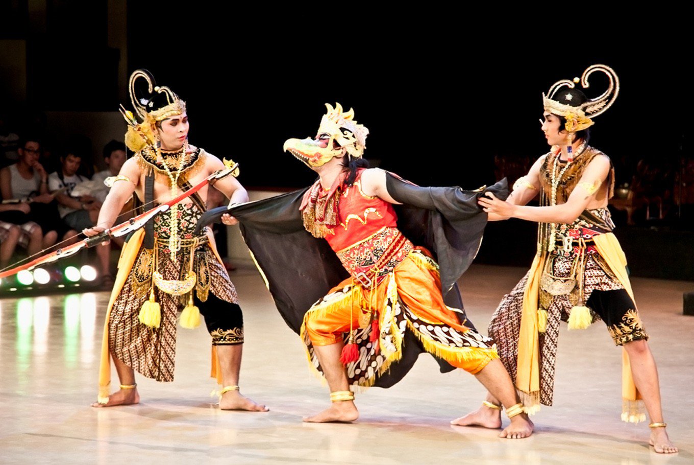 'Ramayana Prambanan' dance drama performed in Paris - THE HINDU PORTAL