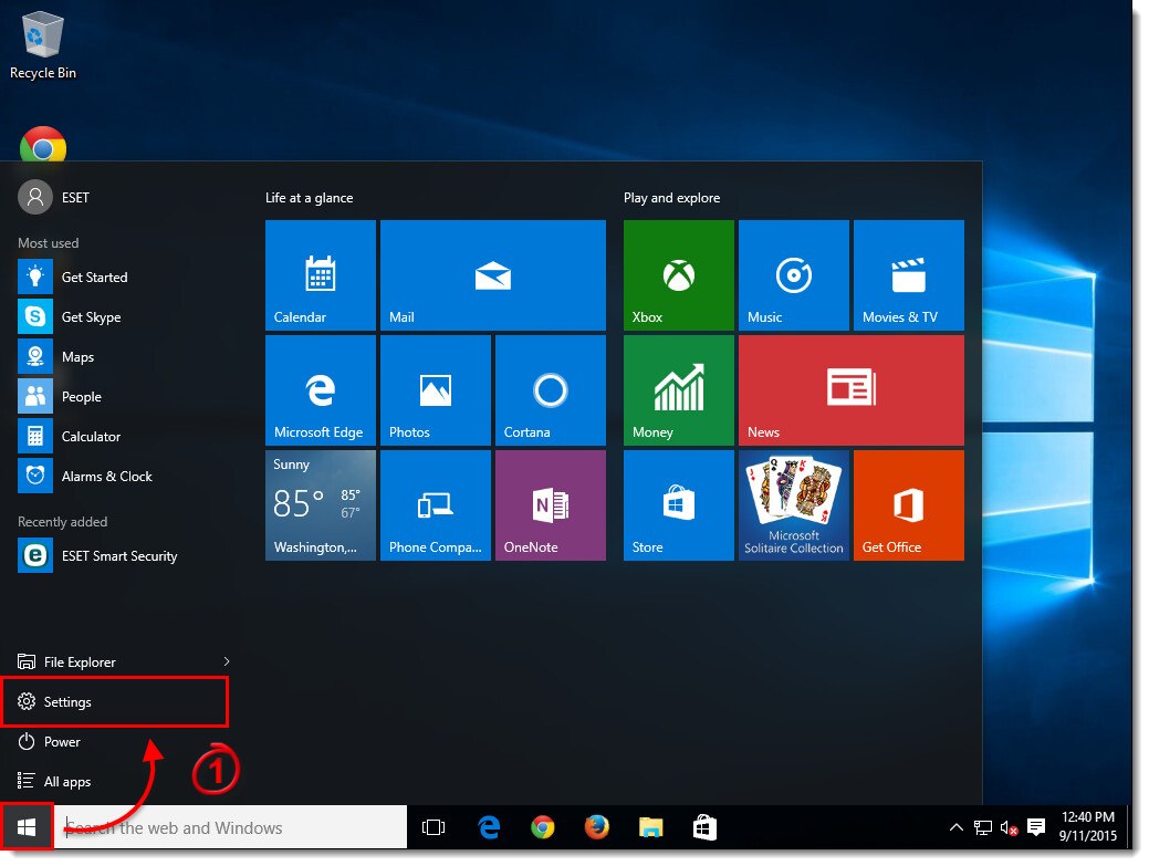 does windows 10 automatically download defender updates