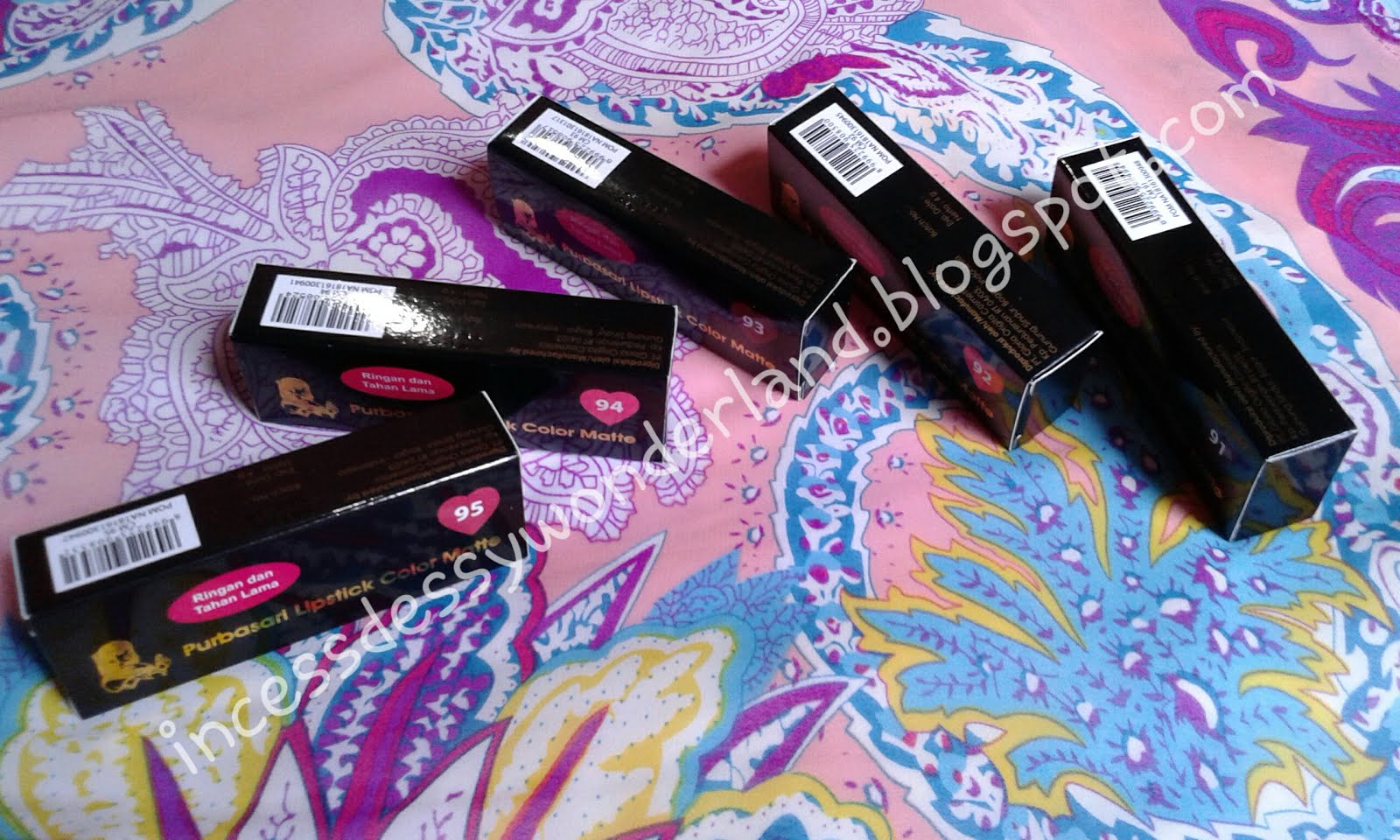 Review & Swatch Purbasari Lipstick Color Matte Shade 9195 Tips