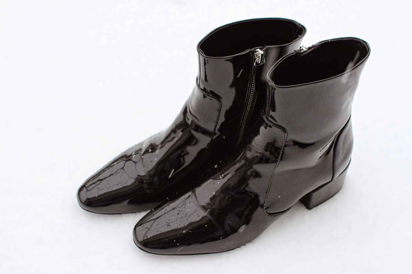 The Fashion Worshiper Ankle Biters