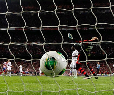 ball on the Real Madrid's net