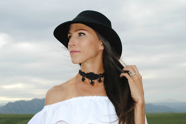 DIY: Embroidered Lace Chokers & Headbands.