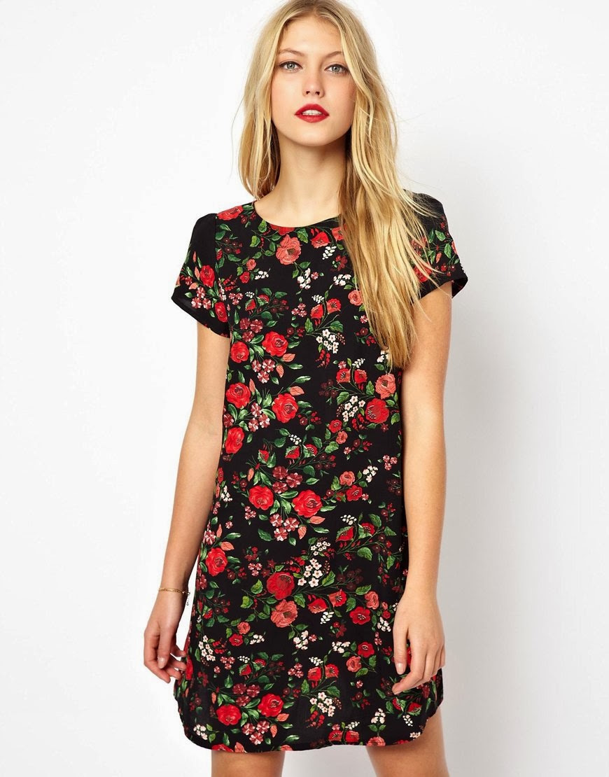 pretties' closet: Love Shift Dress in Dark Floral