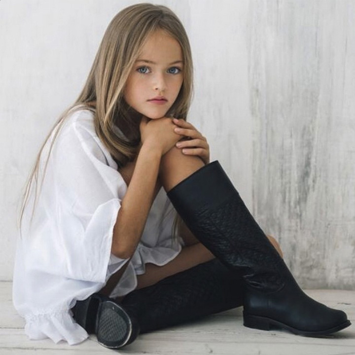 Kristina Pimenova é Considerada A Criança Mais Linda Do Mundo