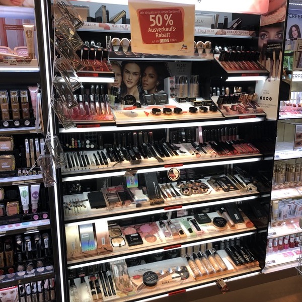 Glam Shine Beautyblog Lov Verlasst Nun Endgultig Dm Max Factor Kommt