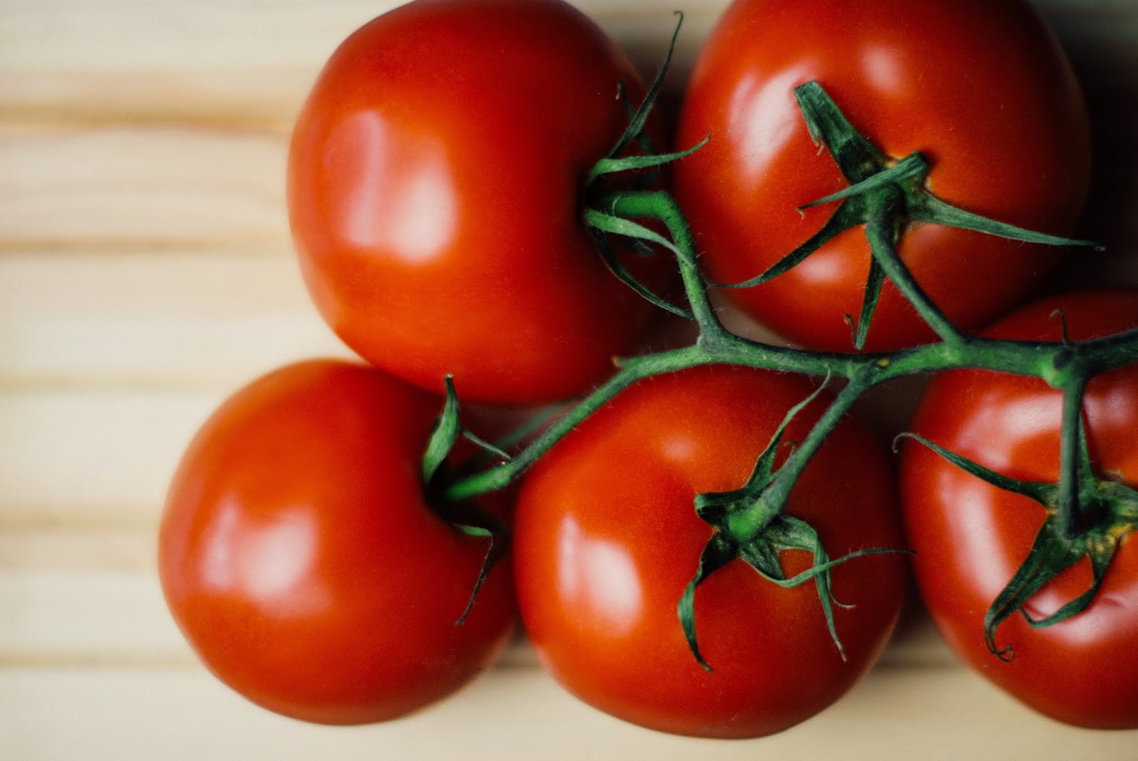 11 Impressive Benefits Of Tomatoes