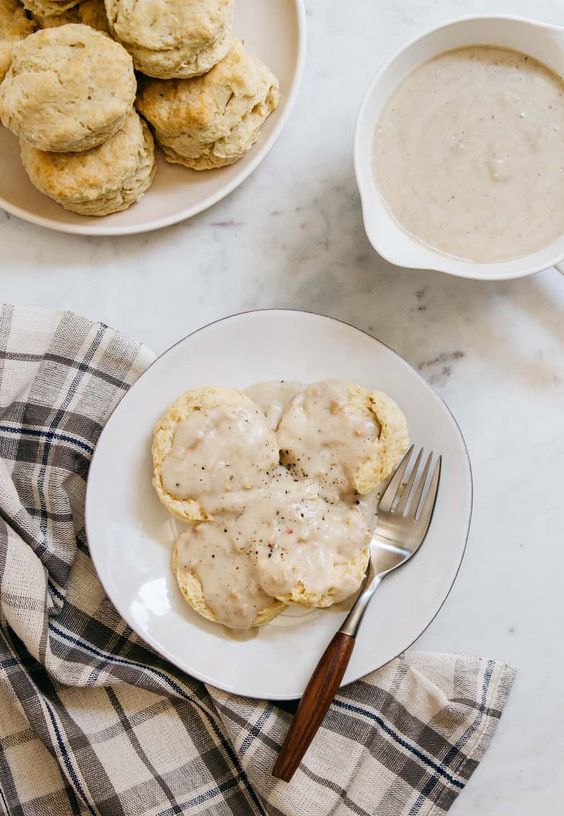 BUTTERMILK BISCUITS & COUNTRY GRAVY Healthy Snacks Dairy Free