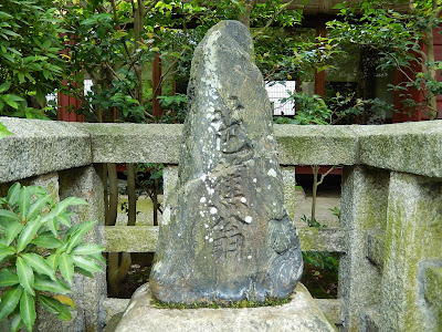 松尾芭蕉の墓