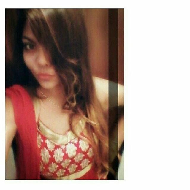 indian-instagram-selfie-girl