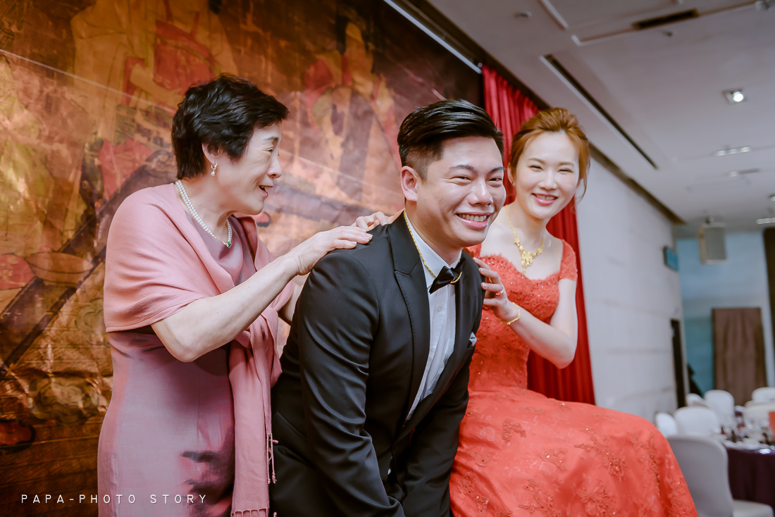 “婚攝,自助婚紗,桃園婚攝,台北婚攝,婚攝推薦,婚紗工作室,就是愛趴趴照,婚攝趴趴照,故宮晶華,晶華婚攝”