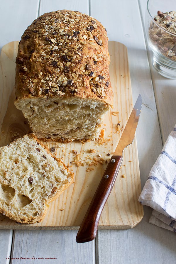 pan de molde de muesli y chocolate