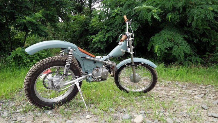 Honda Cub триал