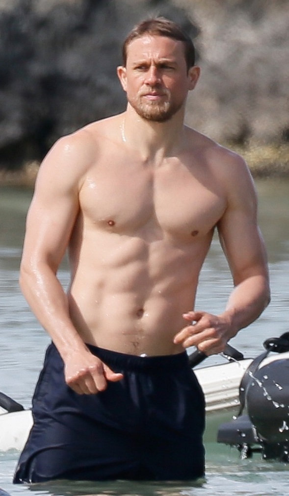 VJBrendan.com: Charlie Hunnam Filming 'Triple Frontier' in Hawaii!