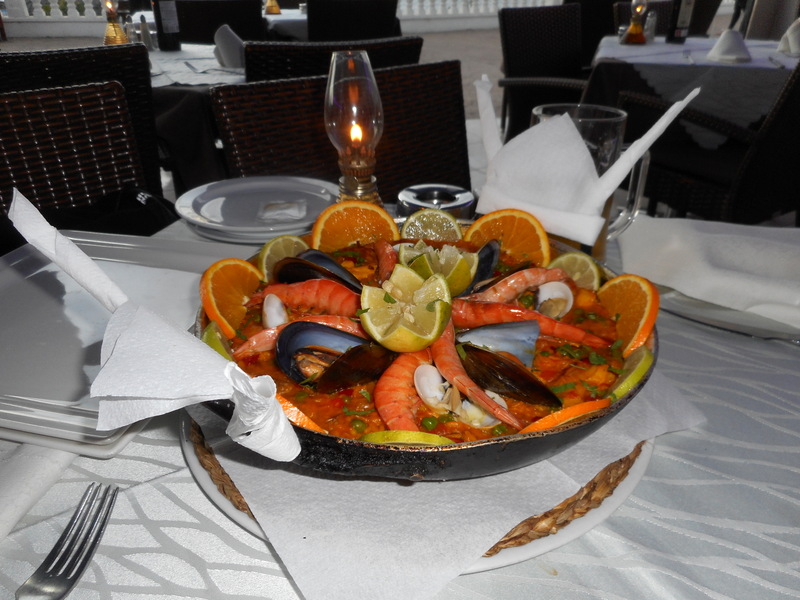 Opvallend onopvallend Dinner in Spanish style