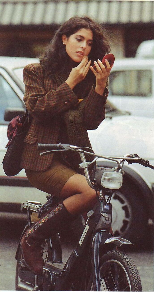 Vintage Photos of Girls in Mini Skirts on Bikes - oldnostalgia ...