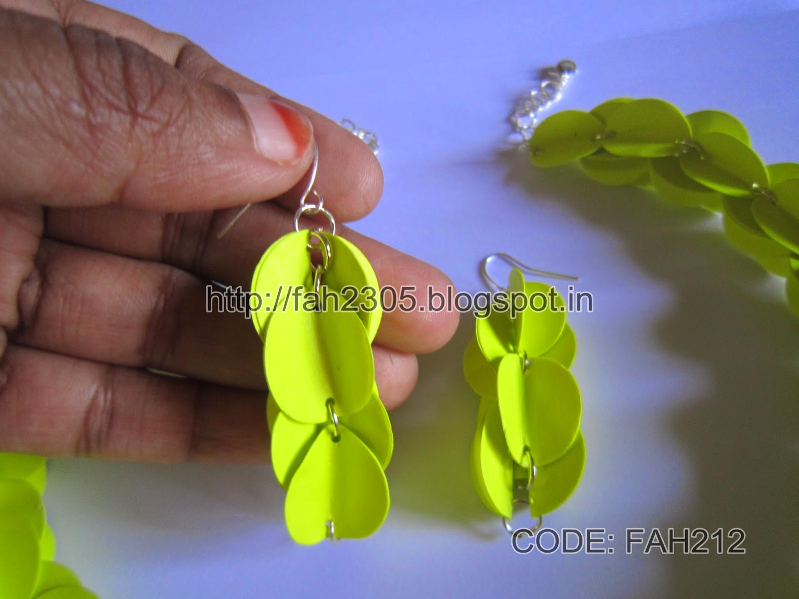 Fah Creations Folded Paper Punch Jewelry Set