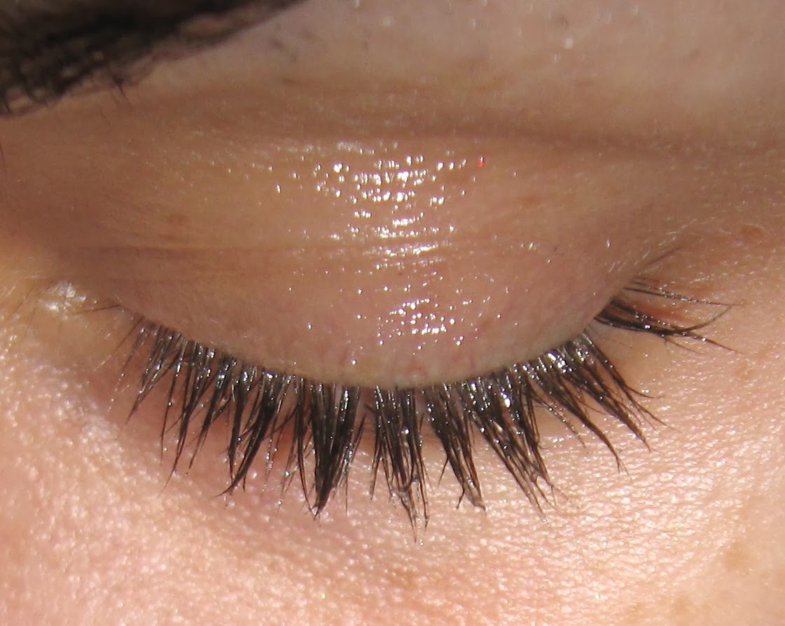 Beauty Wonkette Go Ahead Bat Those NATURALLY Lush Lashes 