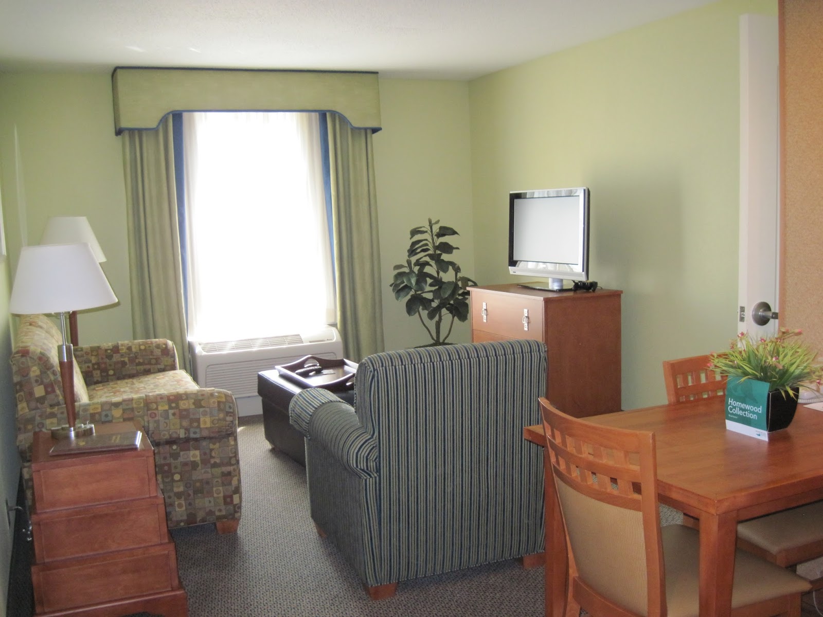 Travel Reviews & Information New Windsor, New York SWF airport