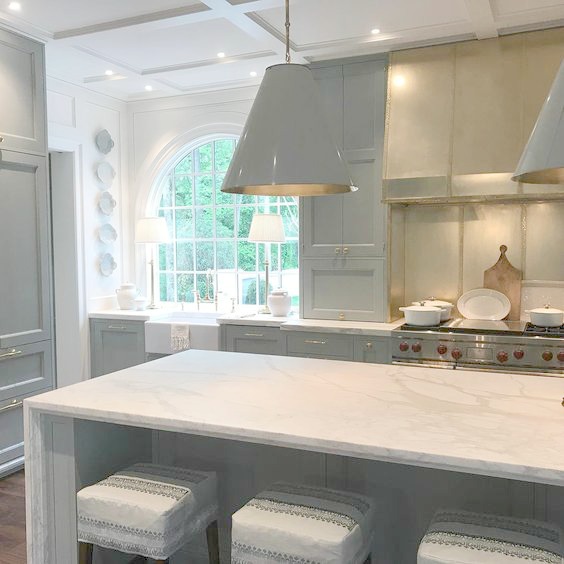 Stunning blue and white traditional kitchen in 2017 Southeastern Designer Showhouse in Atlanta.