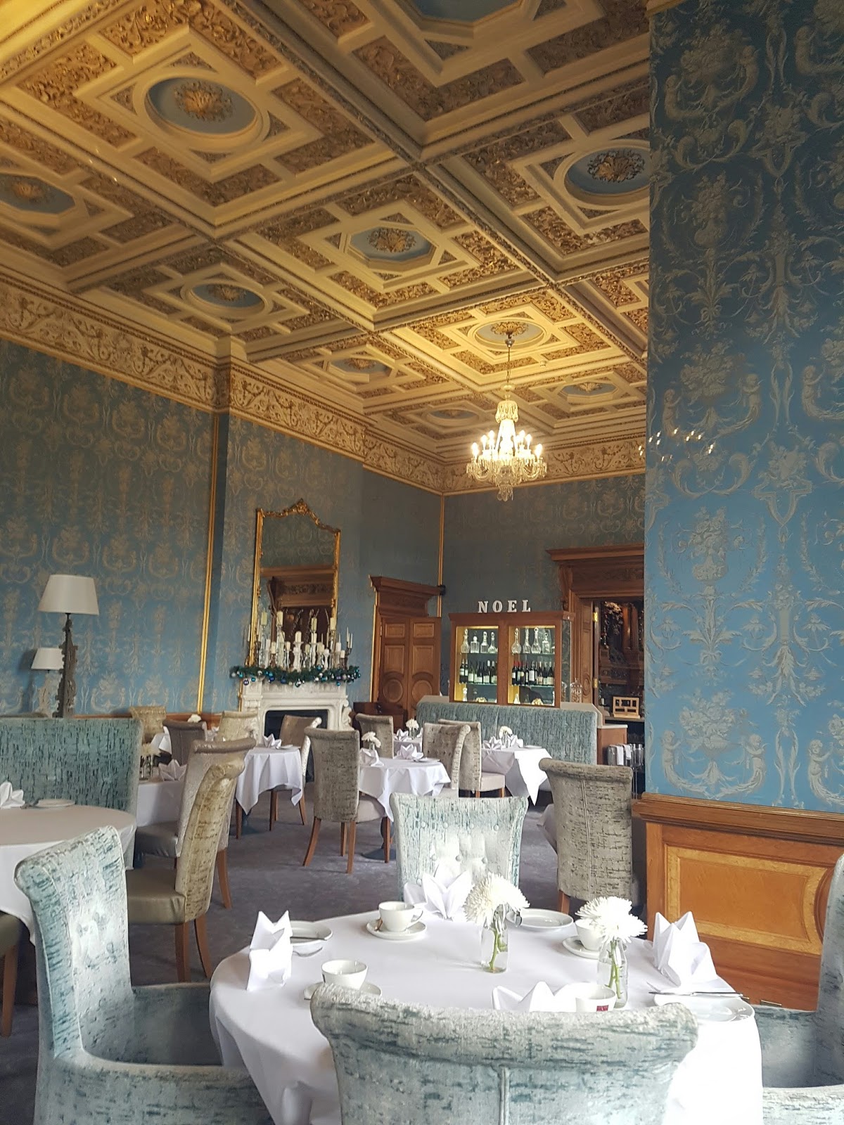 Crafty Linby: LIM week 306 - one layer and outlines