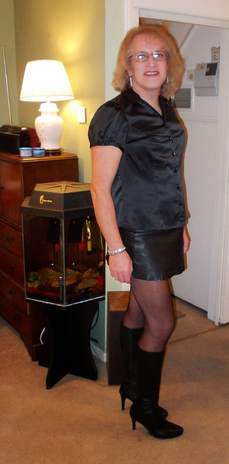 Paula's Place: Mini Skirts and High Heel Boots ~ revisited