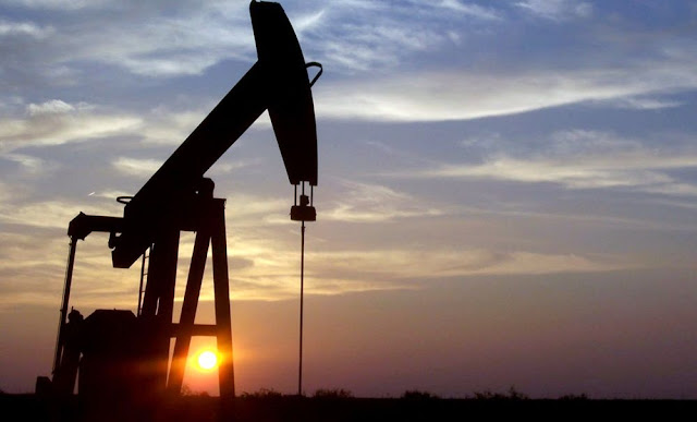 Extracción del petroleo En los próximos meses se efectuará una licitación simplificada de tres nuevas áreas para exploración de gas