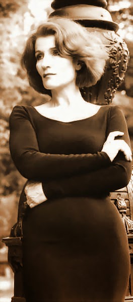 Ana Fonell, cantante de tango actuo en el año 2005