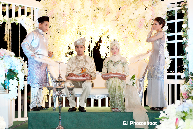 macam macam ada: [photo] Majlis Resepsi Perkahwinan Farah AF2 dan Johan