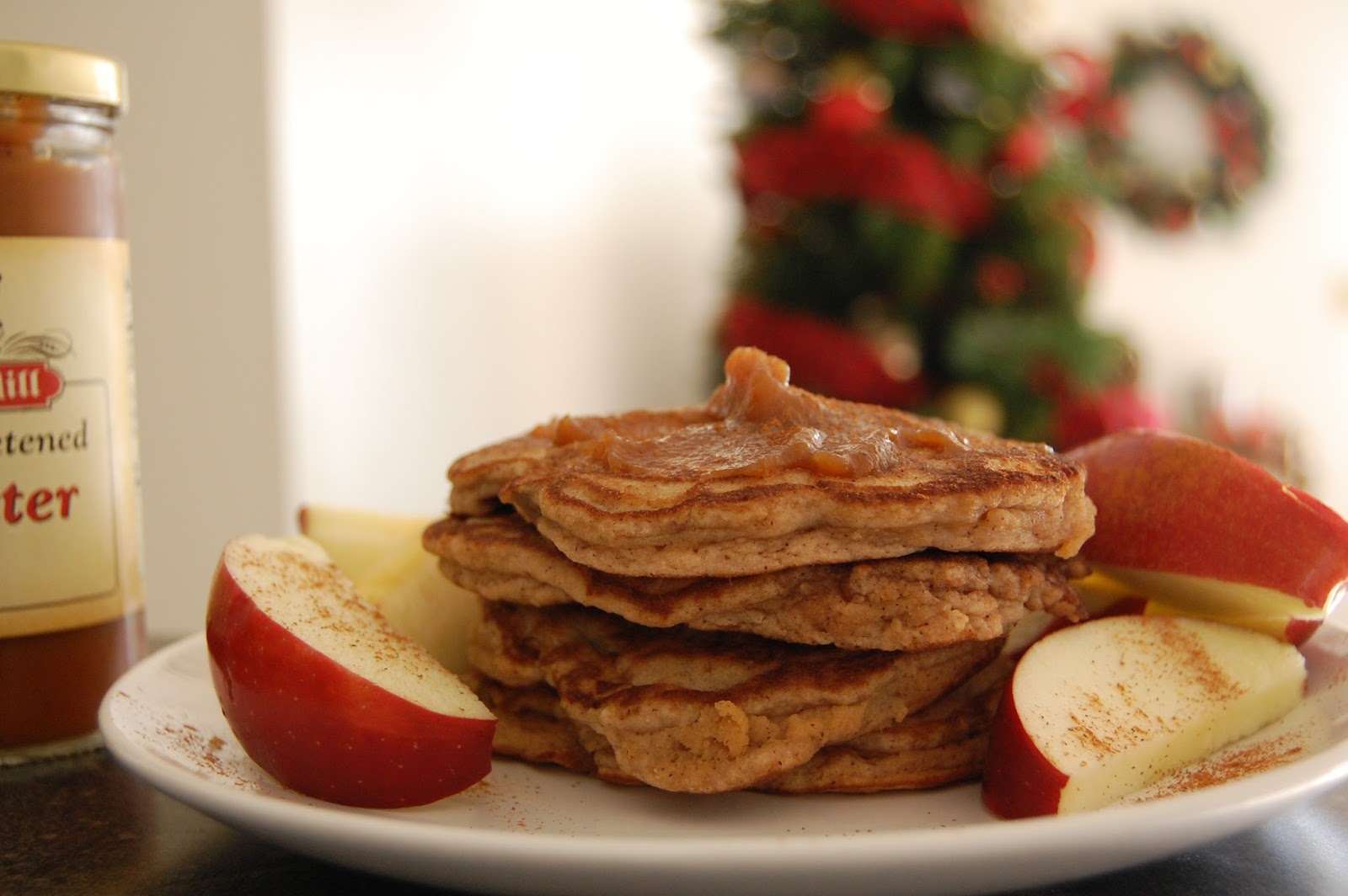 Low Carb Apple Cinnamon Pancakes The Active Habitat