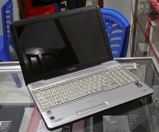 harga laptop bekas Toshiba L505D