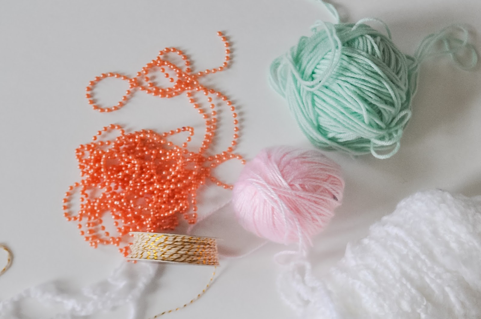 super-easy-diy-wall-hanging-pretty-real