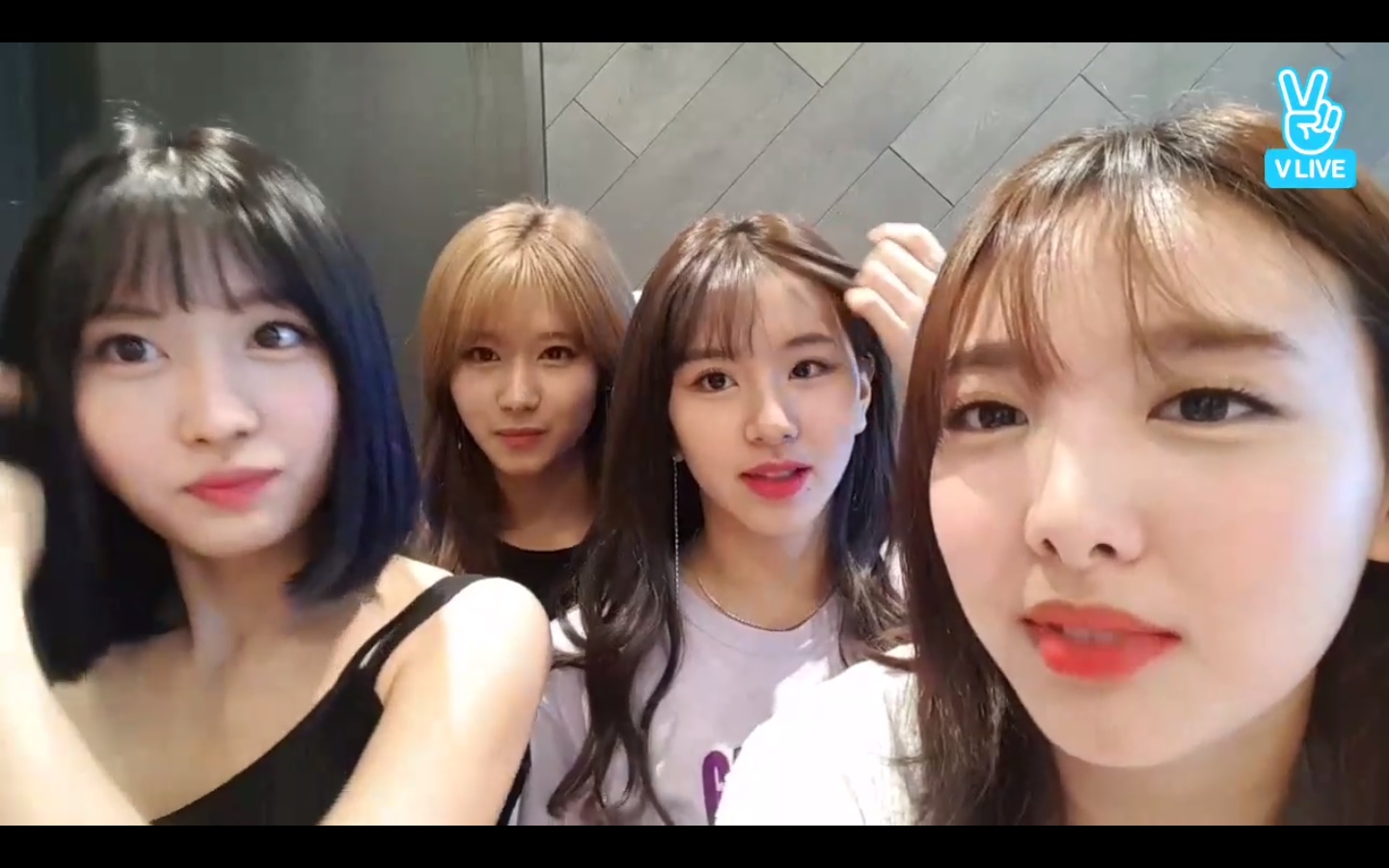 TWICEの前髪スタイルがファンに大好評！特にナヨンを大絶賛 All About GIRLS� KPOP