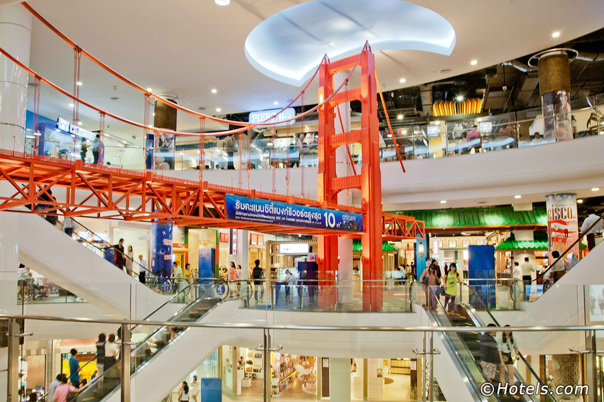 terminal 21 shopping mall bangkok thailand