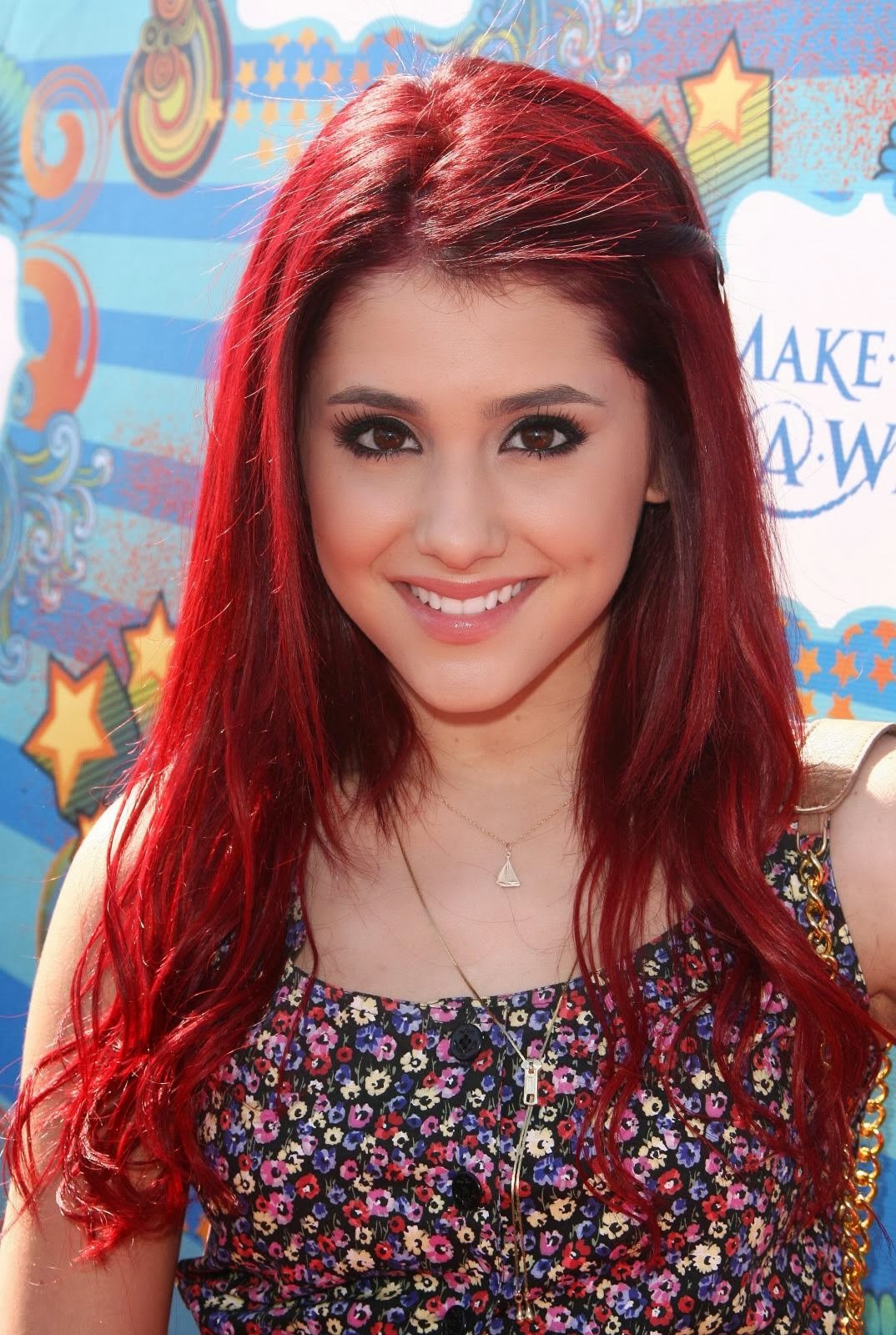 Ariana Grande Hair Style | Celebrity Magazine