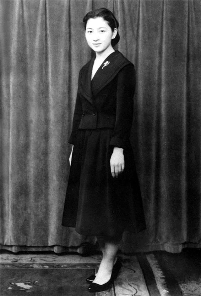 Michiko Shōda The First Commoner to Marry into the Japanese Imperial