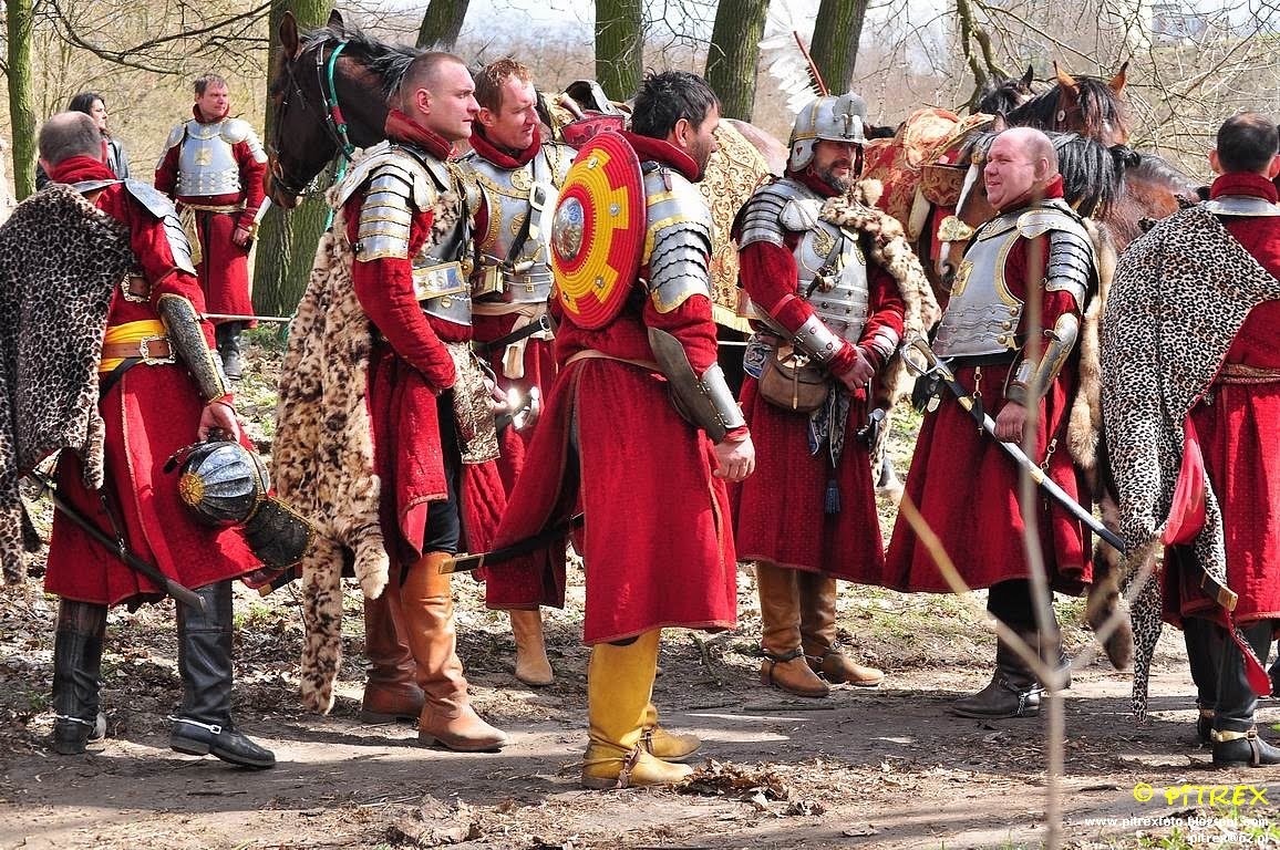 pitrex-moje kroki w ...: Husaria na ćwiczeniach.....od kuchni