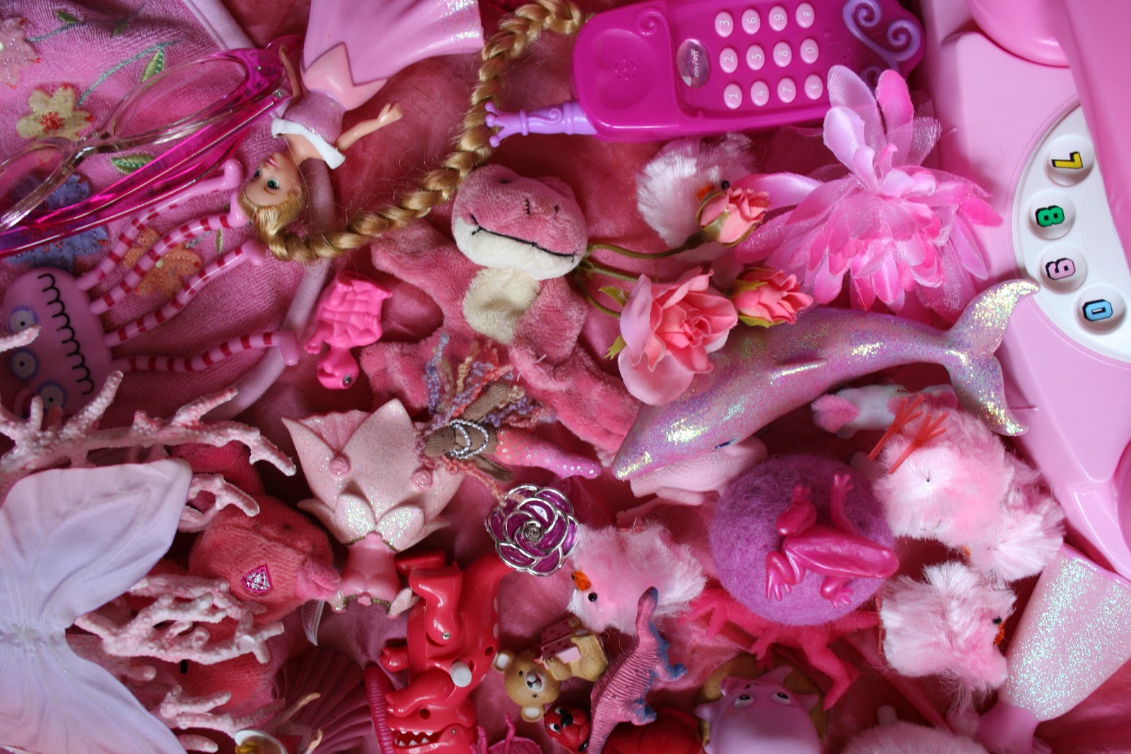 Pink and Green Mama * Homemade Gift Eye Spy Book