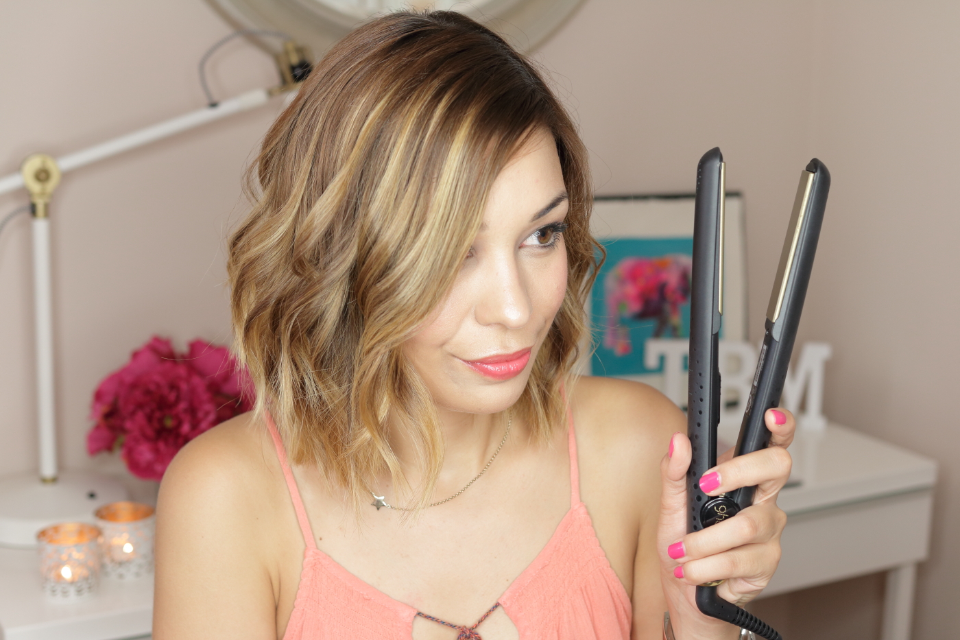 Ondas con Plancha The Beautiful Makeup