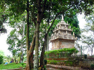 Wisata Candi Cangkuang Dan Sejarahnya - Kumpulan Berita Unik