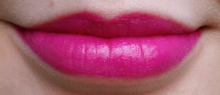 Avon Ultra Colour 3D Plumping Lipstick Bitten Lip Swatch