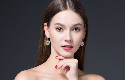 Heart-Shaped-Gold-Plated-Earrings
