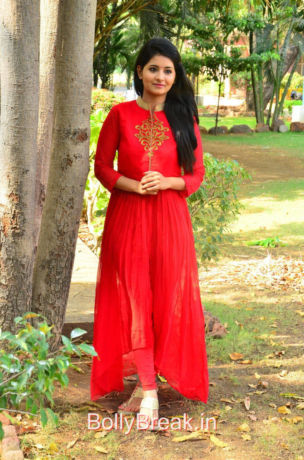 Urumeen Movie Actress Reshmi Menon in Red Churidaar Hot Pics - 5 Pics