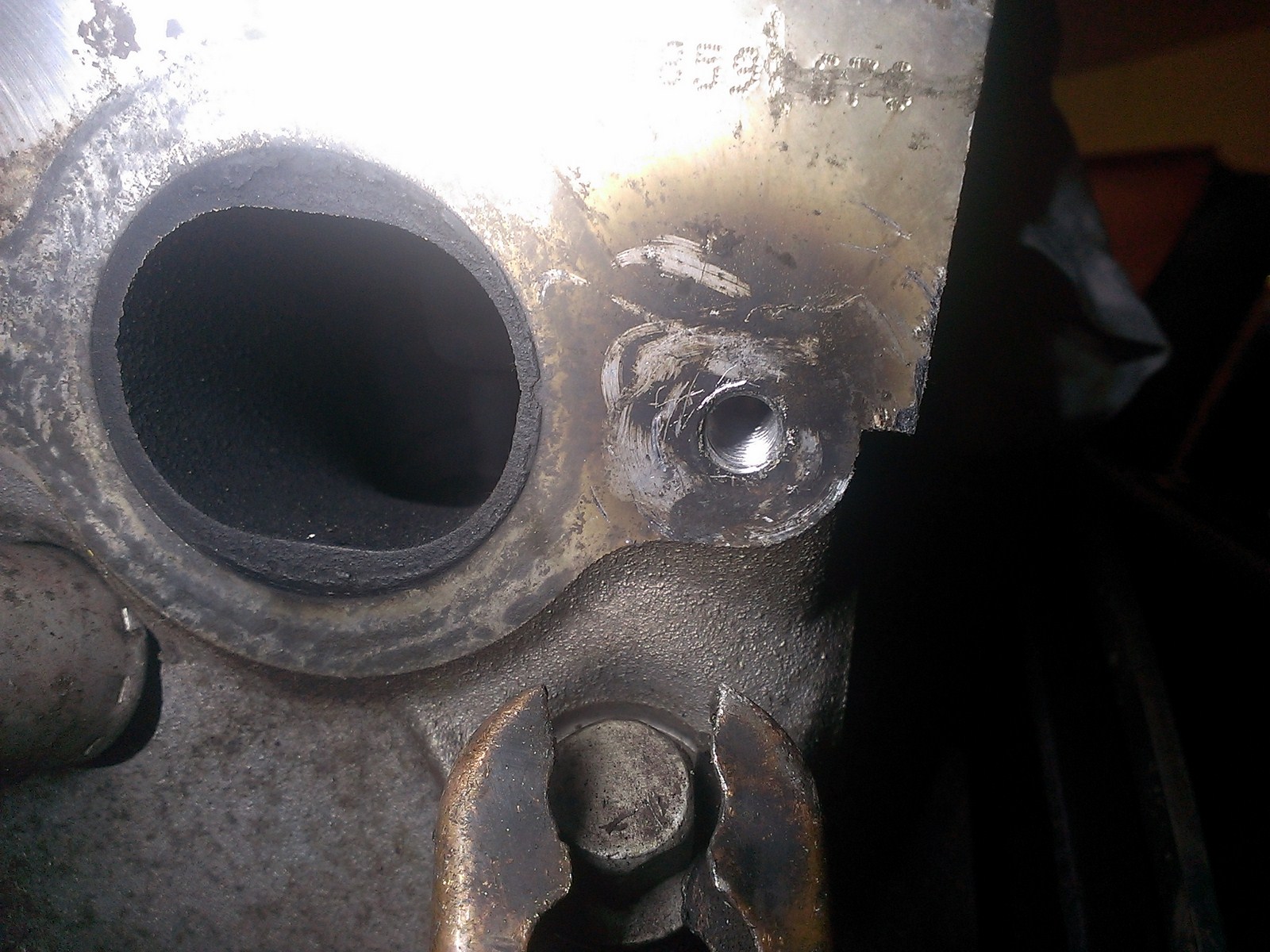 Sloppy Mechanics how to remove a broken cyl head bolt in a junkyard LSX