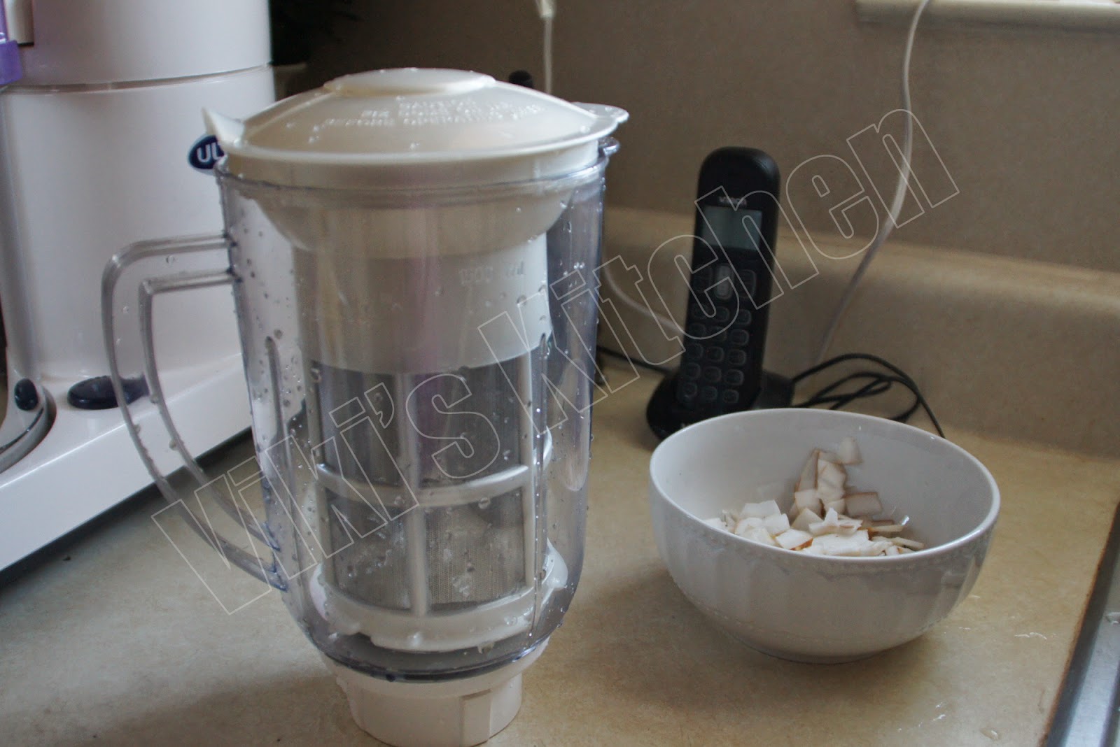 Viki 's Kitchen How to make coconut milk