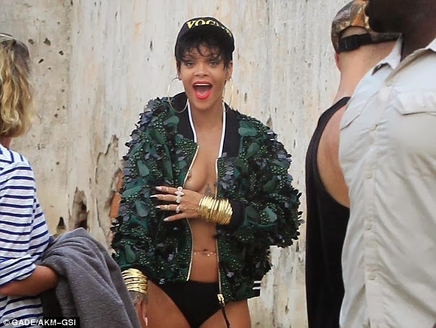 Rihanna egotastic Nude Photos 66 Rihanna egotastic Nude Photos 39