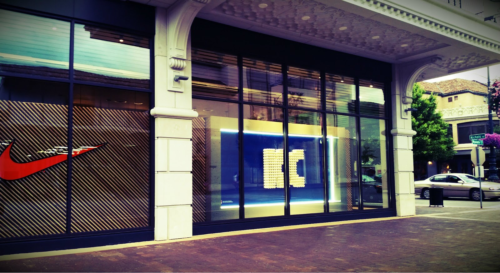 KANSAS CITY PARTY DISTRICT END GAME WILL THE NEW NIKE STORE SAVE THE COUNTRY CLUB PLAZA?!?!