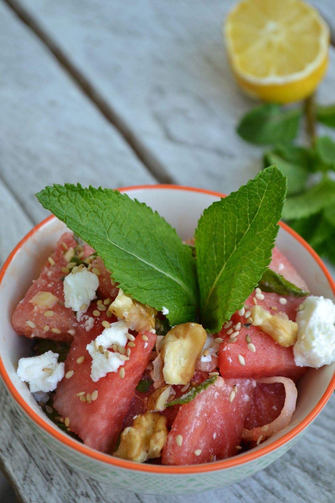 Savoury Wednesday: Feta-Wassermelonensalat mit Minze - The Recipe Suitcase