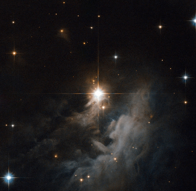 Star IRAS 10082-5647