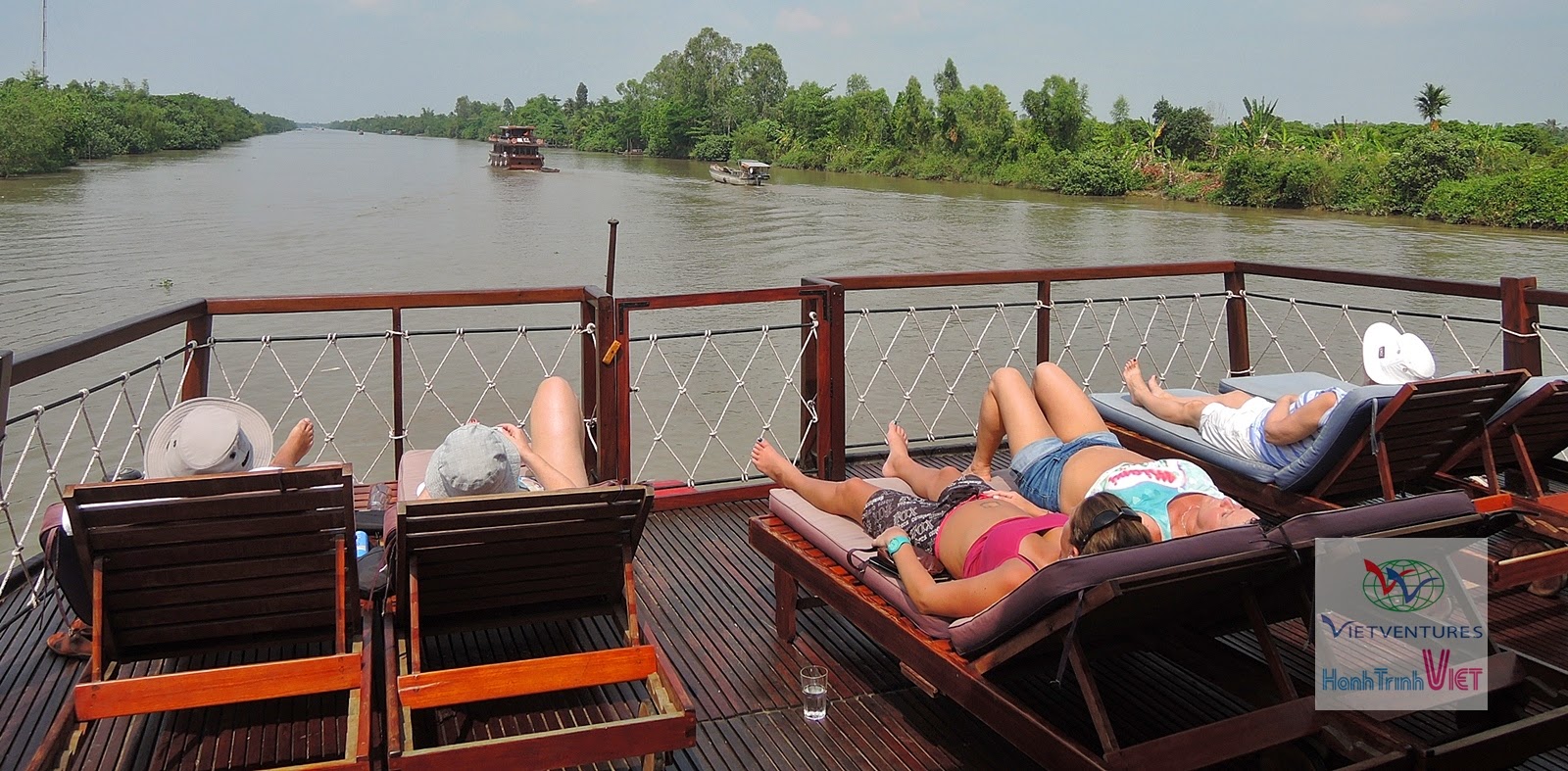 Khám phá tour ngủ đêm trên tàu ở Mekong